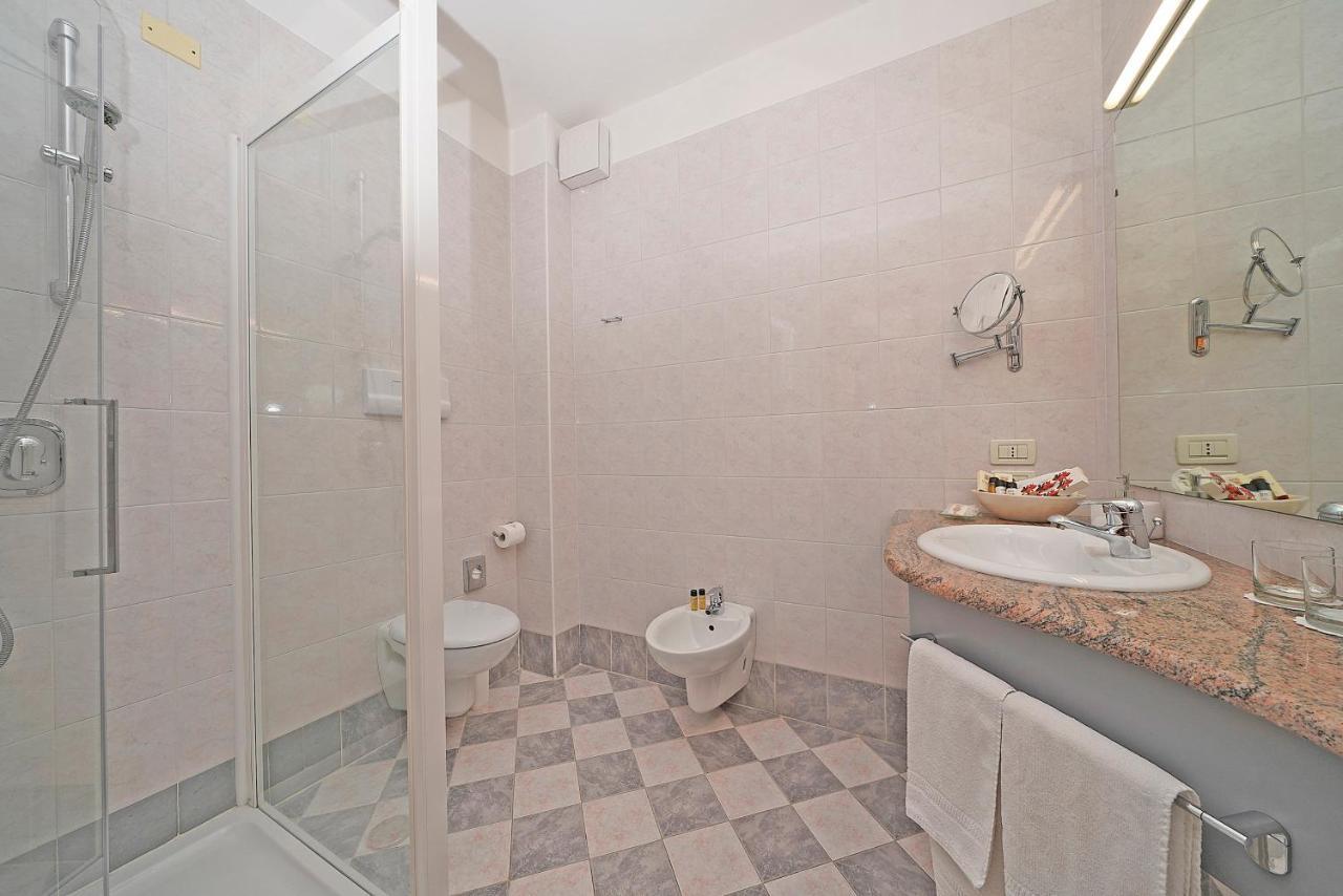 Hotel Vigna Salò Kamer foto