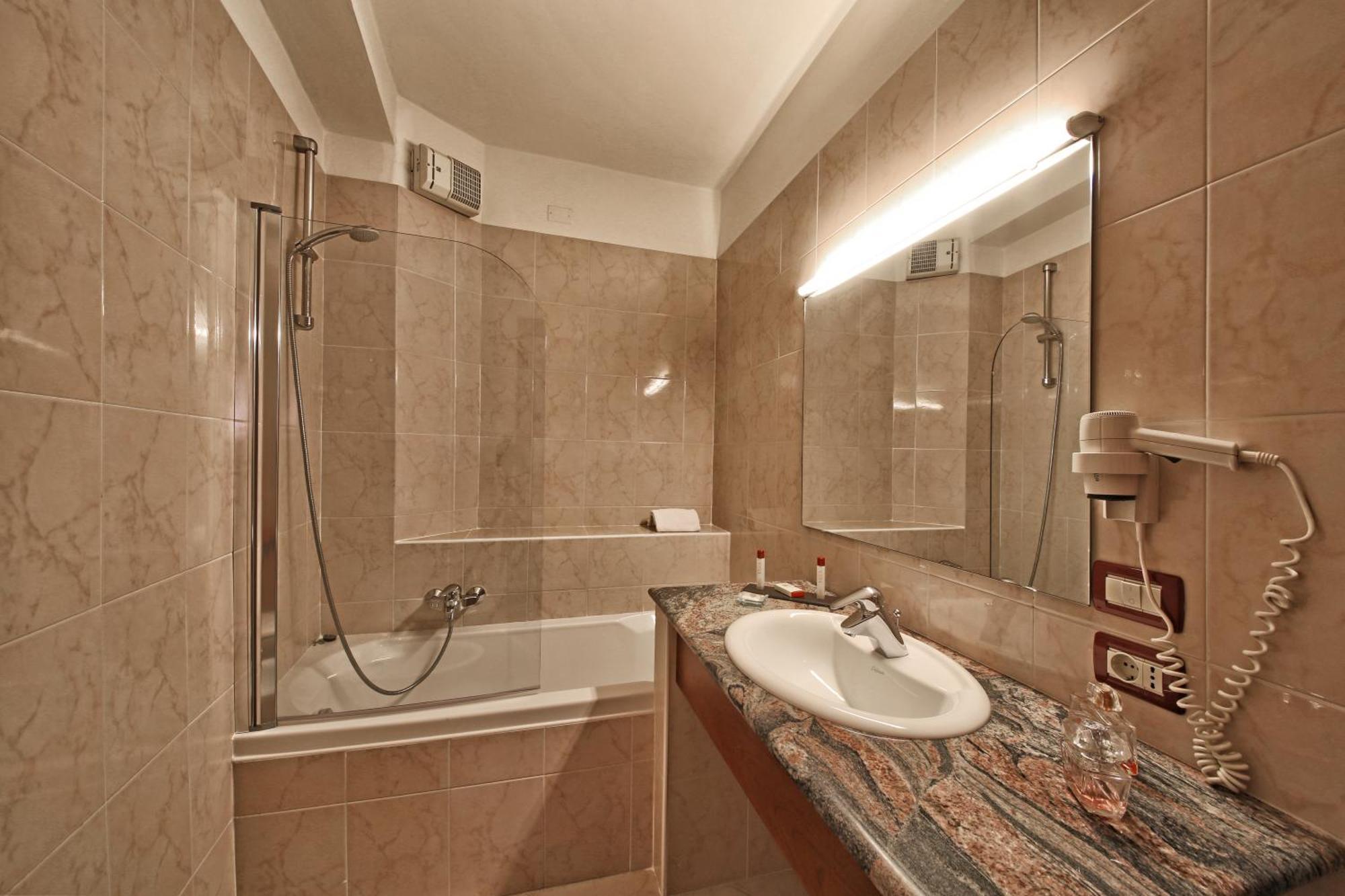 Hotel Vigna Salò Kamer foto